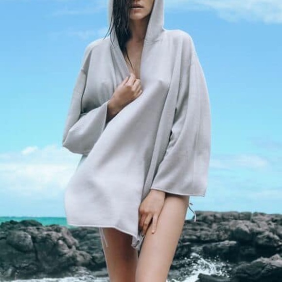 MALIA JONES Oversized Gray Surf Poncho Tunic Sweater Wool/Cashmere XS/S - Picture 1 of 9
